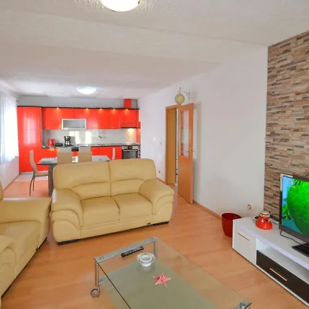 Frane By Interhome Dom wakacyjny