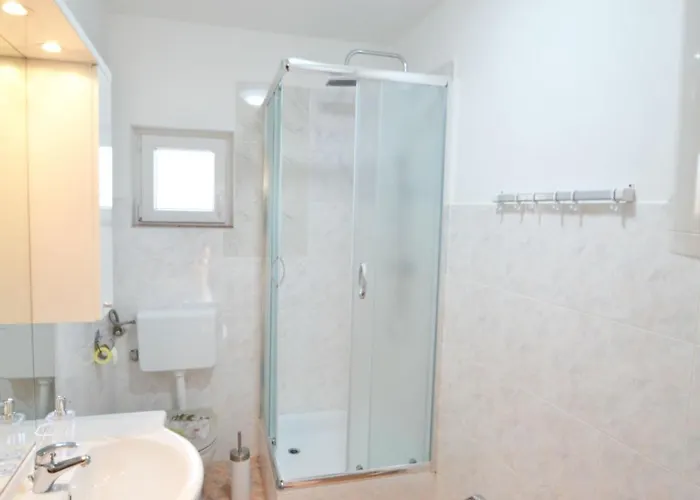 Frane By Interhome * Lisane Tinjske