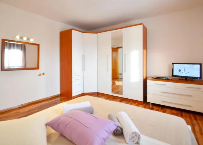 Ferienhaus Frane By Interhome *
