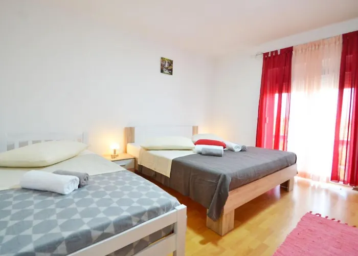 Frane By Interhome בית נופש Lisane Tinjske