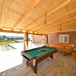 Vakantiehuis Frane By Interhome