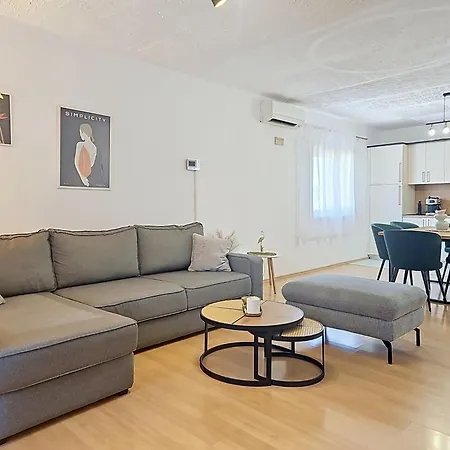 Frane By Interhome