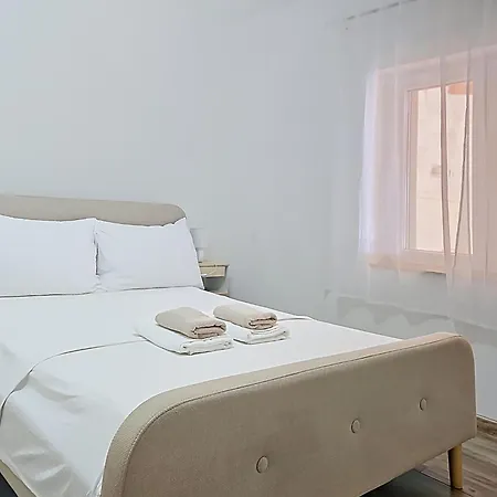 Frane By Interhome * Lišane Tinjske