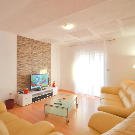 Frane By Interhome Holiday home Lisane Tinjske